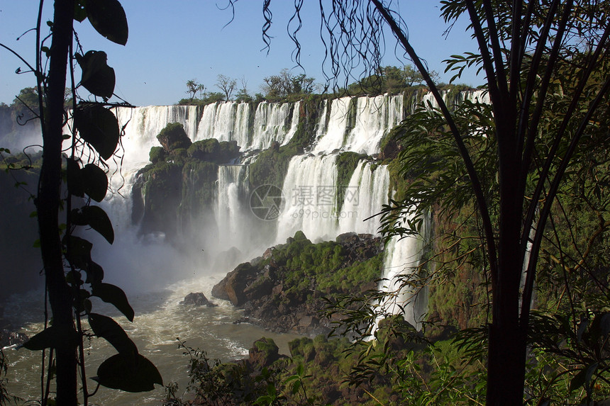 伊瓜祖瀑布娱乐游客航行世界访问旅行者旅行闲暇旅游生态旅游图片