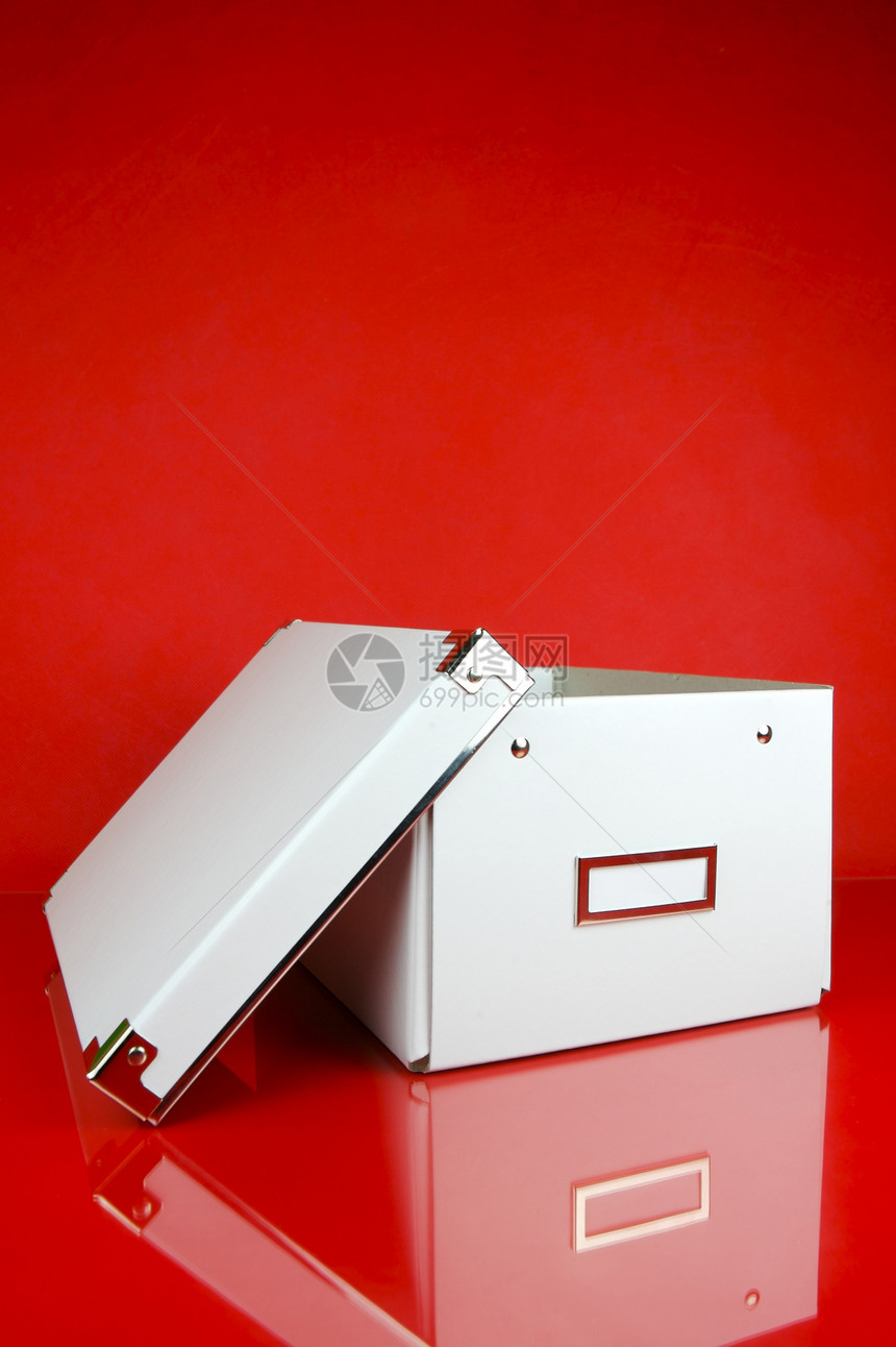 储存箱解决方案红色盒子贮存白色图片