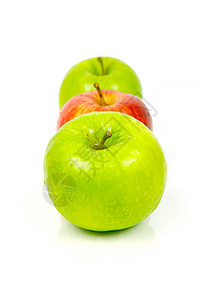 红和绿苹果绿色红色食物白色背景图片