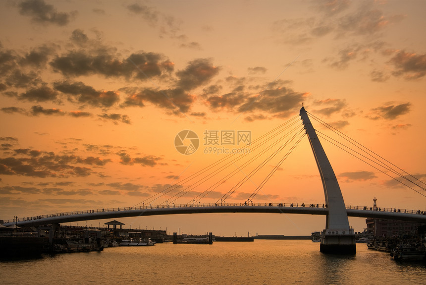 夕阳桥橙子旅行自由景观建造码头建筑学场景风景城市图片