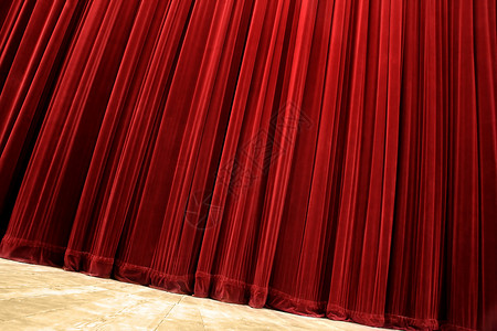 闭着幕幕幕展示娱乐歌剧电影演员织物剧院面纱手表红色背景图片
