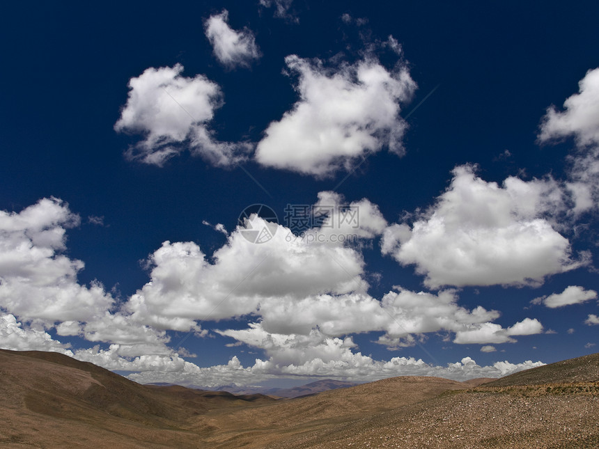 棉花天空旅游爬坡云景太阳旅行地平线环境风景阳光场景图片