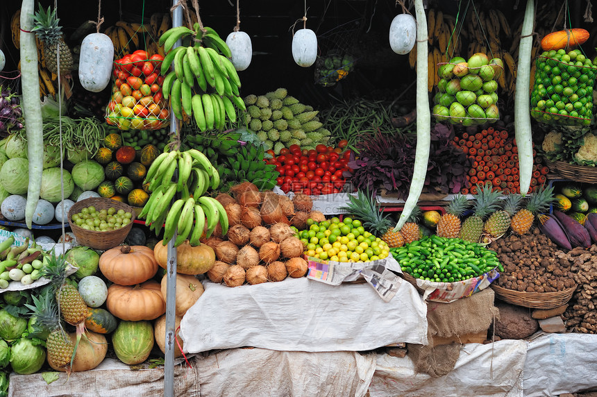 印地市场收成香蕉交换交易销售橙子篮子异国街道情调图片