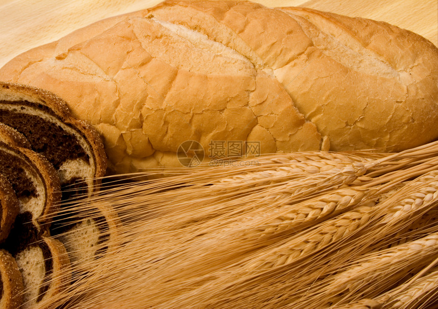 面包面脆皮谷物食物面包粮食酵母农作物面团面粉砧板图片