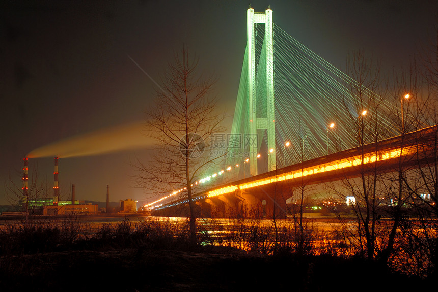 南边的南桥 基辅 阿联酋射线天空建造小路黄色框架过境支撑穿越旅行图片