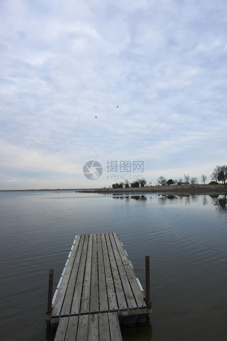 码头旅游反射环境旅行假期蓝色风景娱乐天空孤独图片