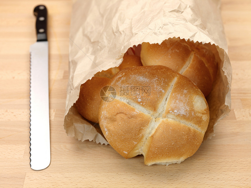 新鲜面包卷长椅团体美食早餐白色脆皮镜头谷物厨房食物图片