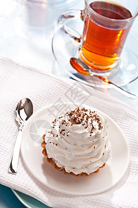 蛋糕勺子甜点食物奶油白色巧克力背景图片