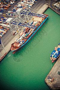 港内集装箱船舶工业的高清图片素材