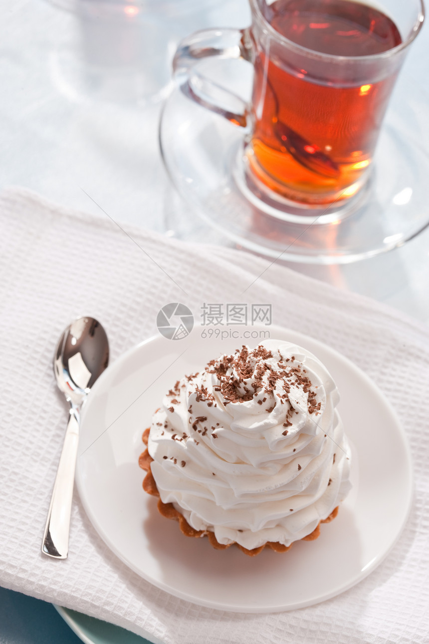 蛋糕奶油白色勺子食物甜点巧克力图片