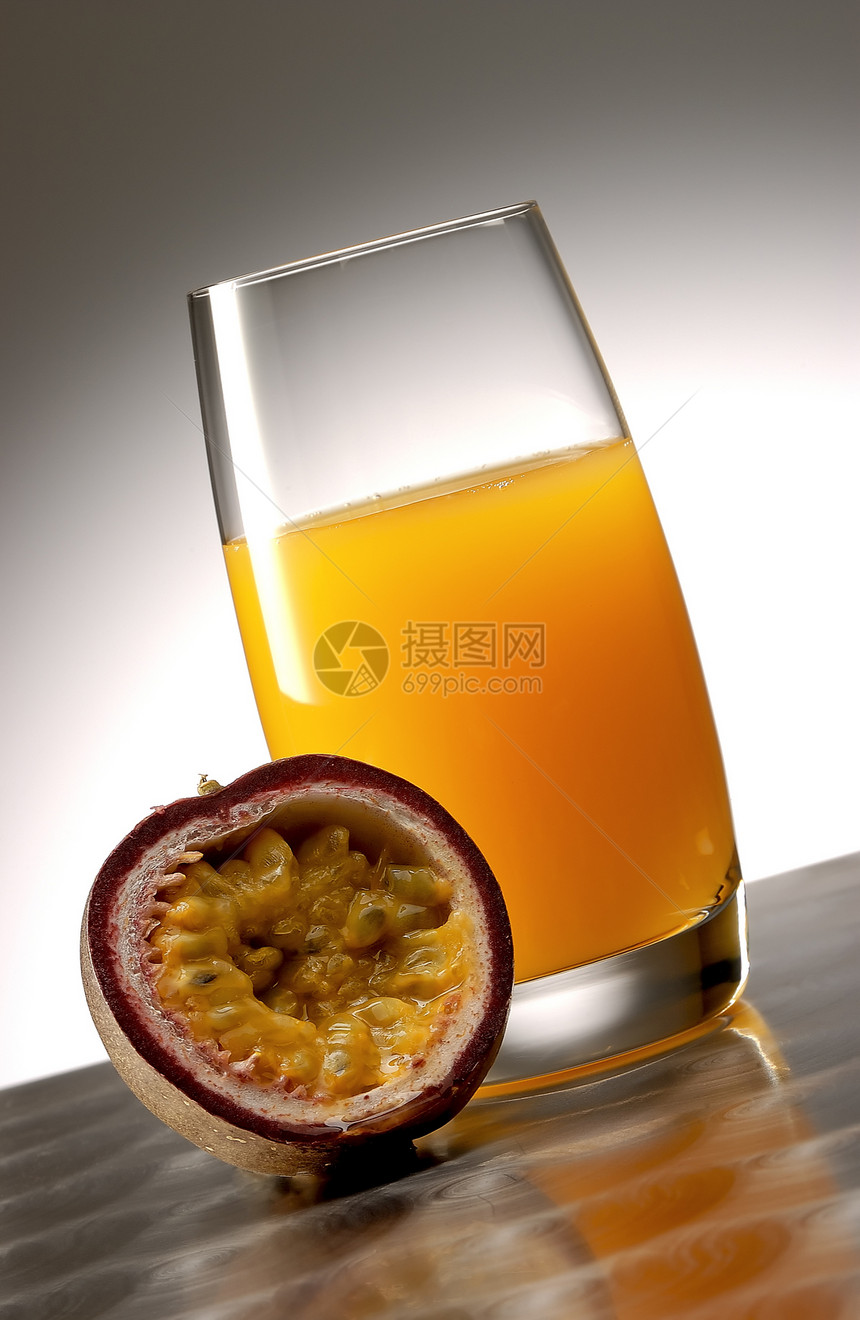激情果汁玻璃水果味道液体药水状况金属运动饮料图片