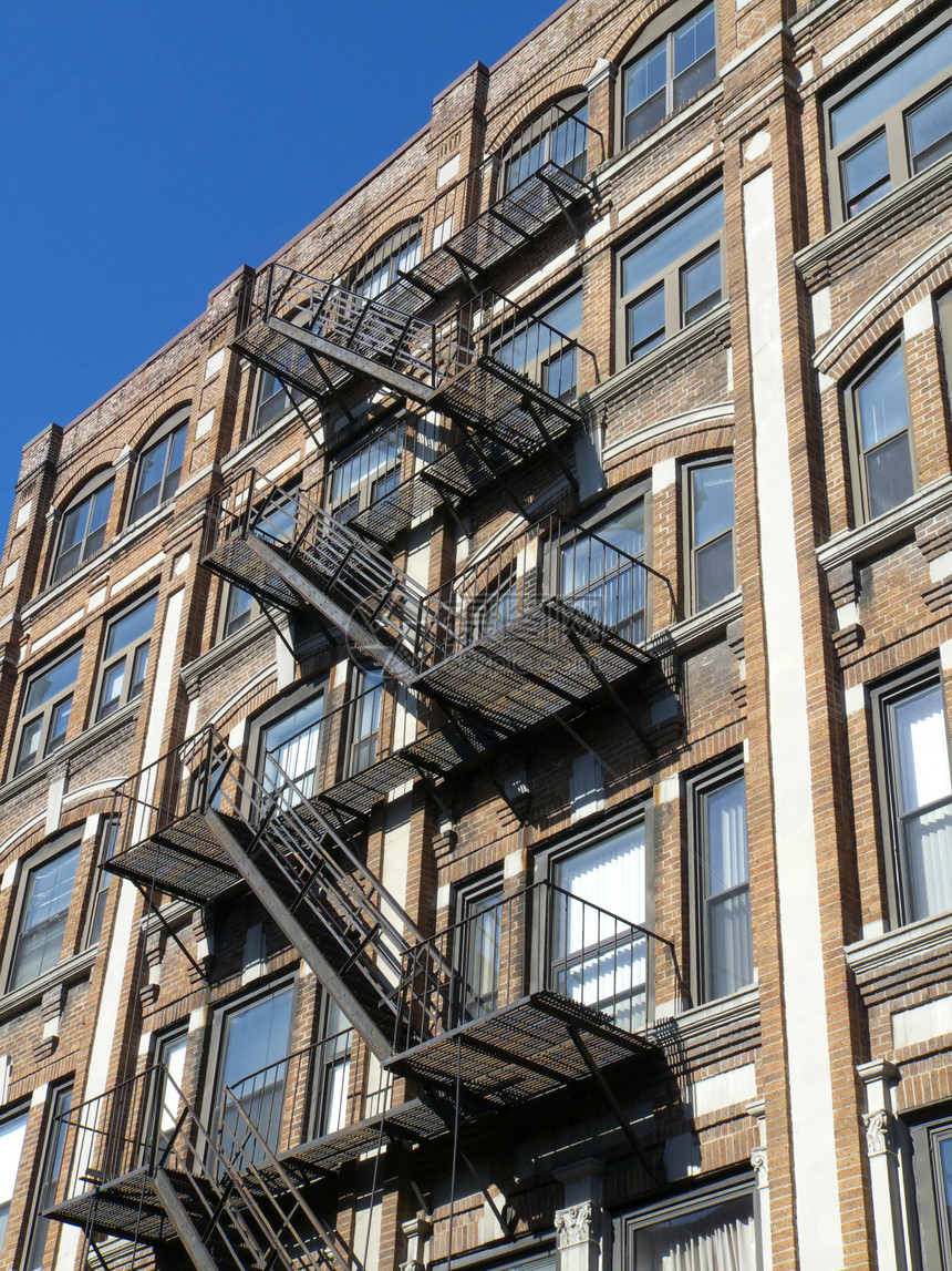 楼梯生活窗户历史建筑金属财产梯子公寓情况安全图片