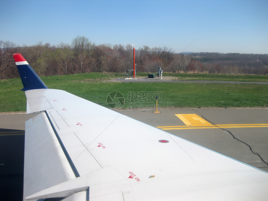 飞机翅膀天线飞机场金属技术喷射飞行航空传单运输图片