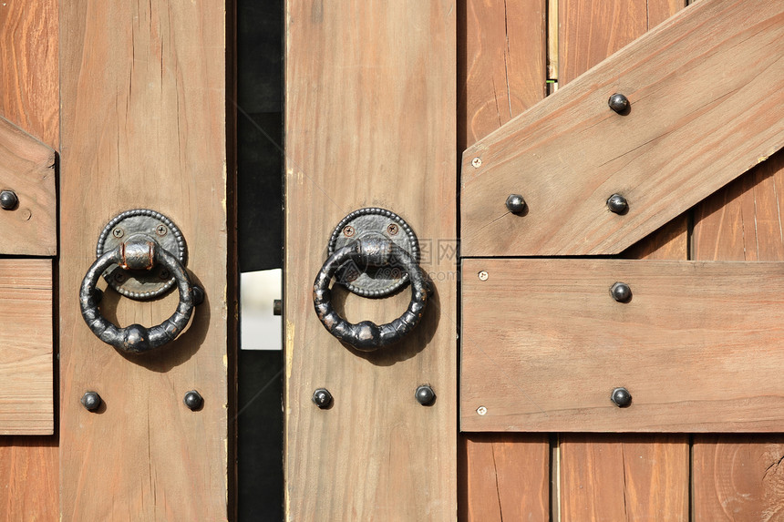 古老的门旅行窗户金属建筑木板入口木头出口钥匙地标图片