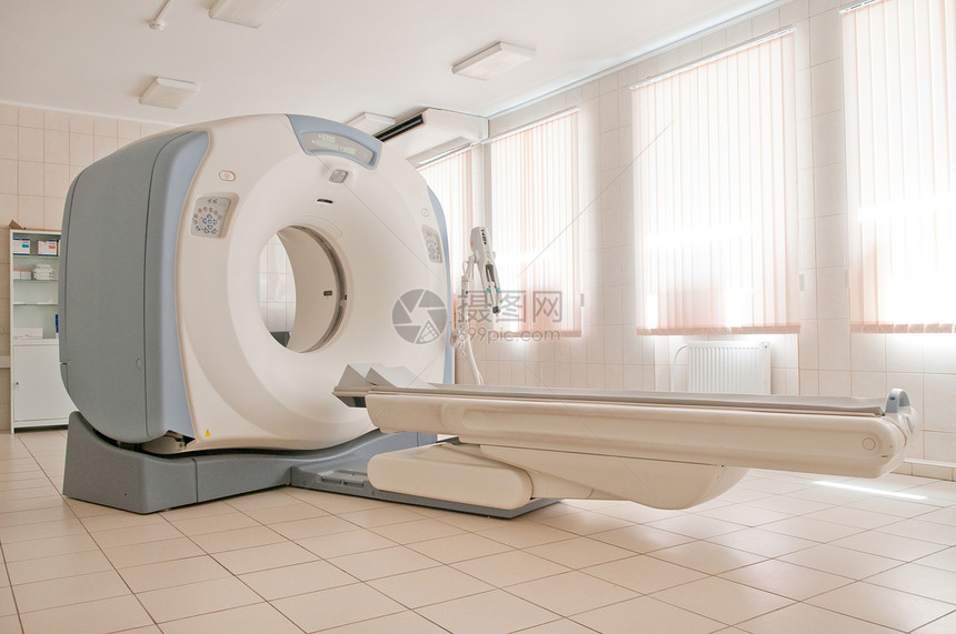 CAT 扫描机x射线桌子医院诊断医疗电脑放射科监视器检查白色图片