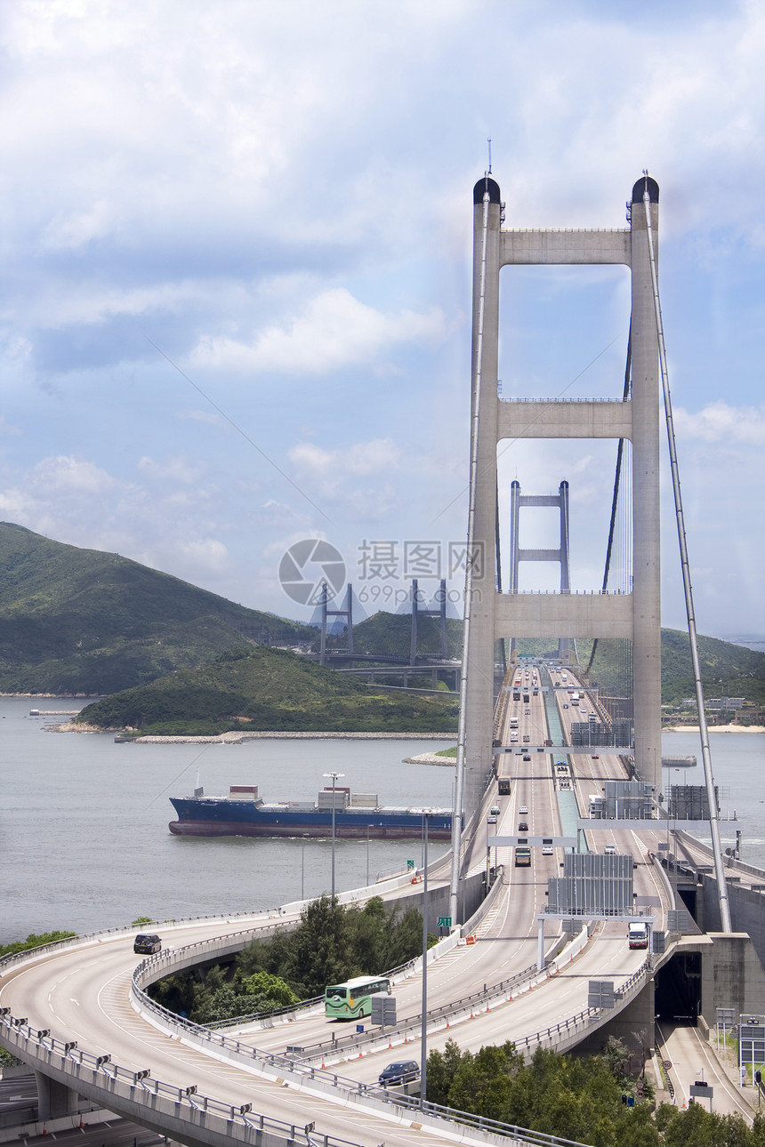 香港的清马桥曲线运输海洋旅行射线建筑速度蓝色场景景观图片