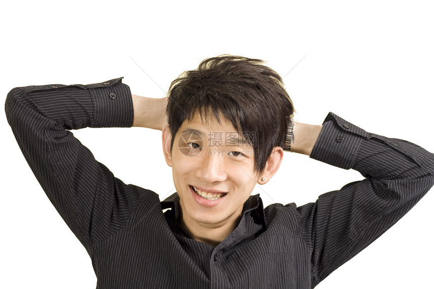 年轻亚洲男子微笑图片