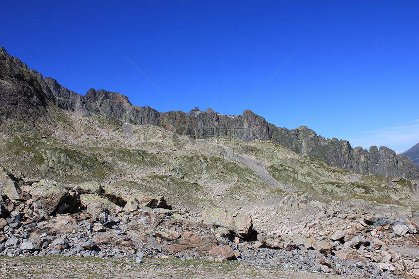 山首脑裂缝岩石绿色高度全景冰川雪原顶峰地质学图片