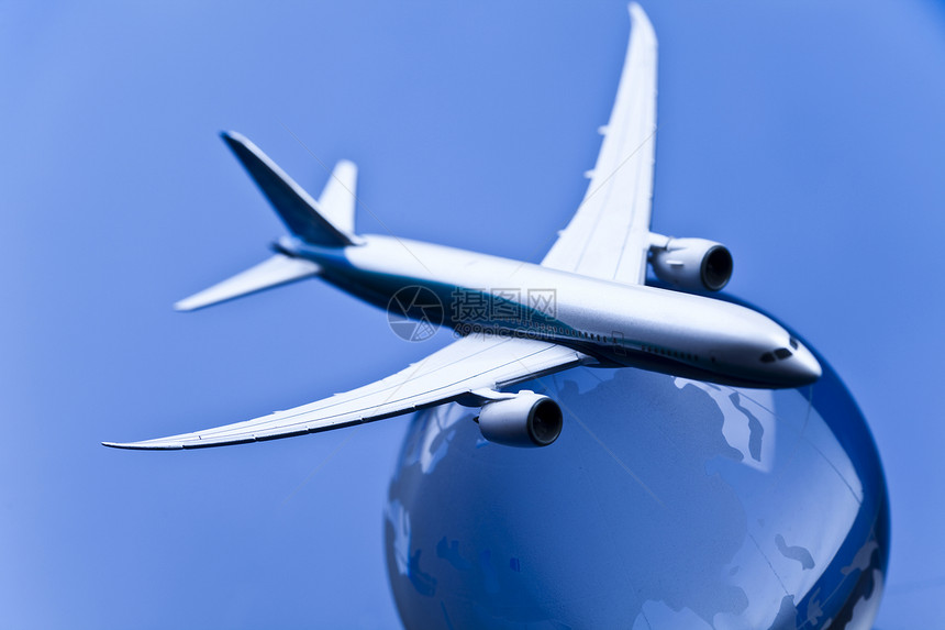 蓝色背景的地球航空班机旅行圆形运输飞机场乘客行星飞机外国护照插图图片