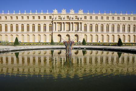 典型的宫殿建筑和花园 法国巴黎遗产传奇法令文化艺术品背景图片