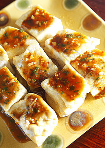 中国菜豆腐餐厅菜品油炸洋葱香料豆腐美食背景图片