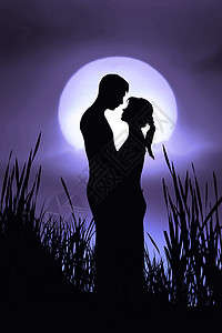 罗姆夫妇奉献投标月亮夫妻太阳两人接近度拥抱月光情感靠近高清图片素材