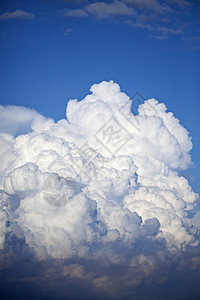 大雷雨云和蓝天空风暴气象天空天气多云天堂预报云景白色沉淀背景