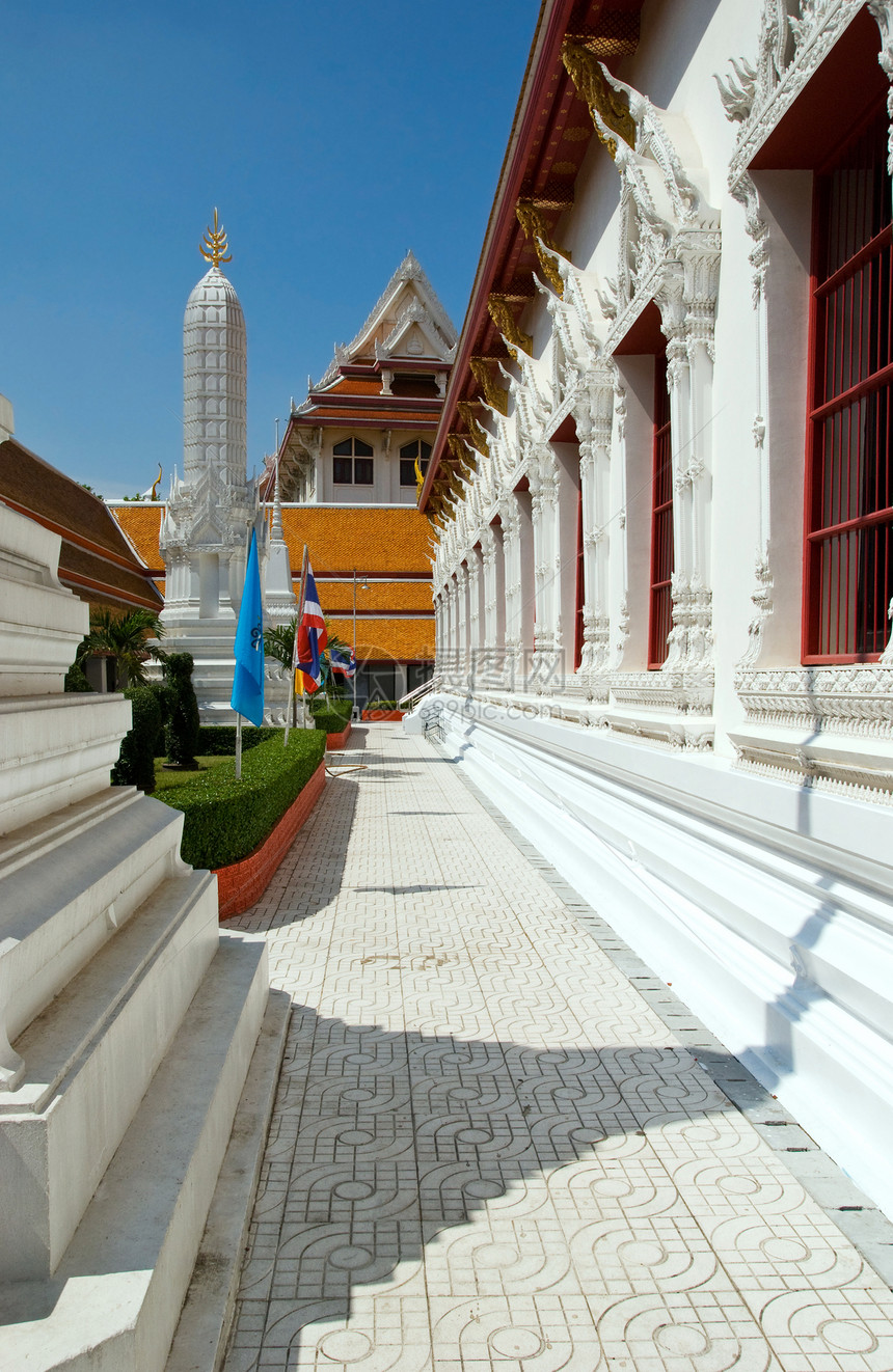 曼谷的崇拜佛塔旅游宗教建筑学佛教徒城市图片