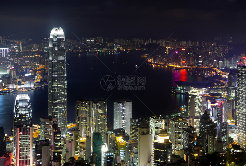 香港市晚上建造天际景观城市建筑学港口顶峰市中心摩天大楼商业图片
