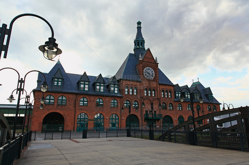 旧的移民火车站火车国家办公室自由中心风景球衣车站旅行游客图片