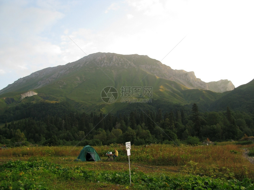 山山脉全景解脱石头高地路线斜坡植被青菜文件山丘图片