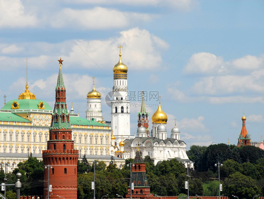 莫斯科克里姆林宫教会宗教景观金子大教堂树木建筑博物馆景点城市图片