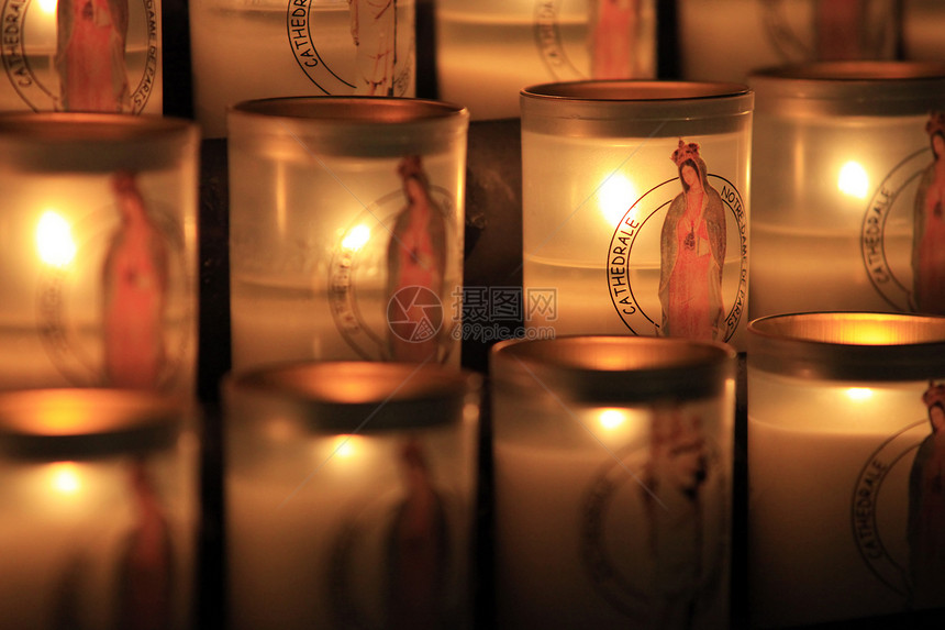 蜡烛贵妇人精神大教堂宗教记忆祷告教会仪式火焰图片