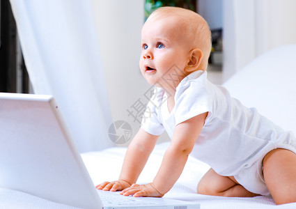 婴儿工作生意笔记本电脑背景图片