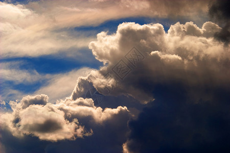 风景积云天气灾难云景灰色天堂危险下雨多云戏剧性天空高清图片