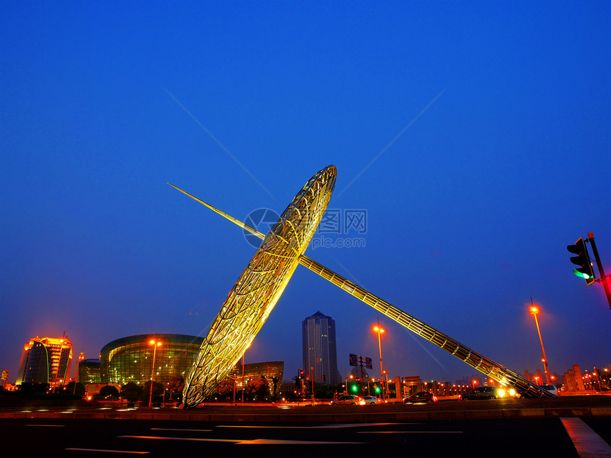 东方之光天文学文化时间雕塑日晷风景城市图片