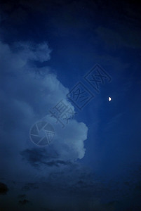 夜间夜空背景图片
