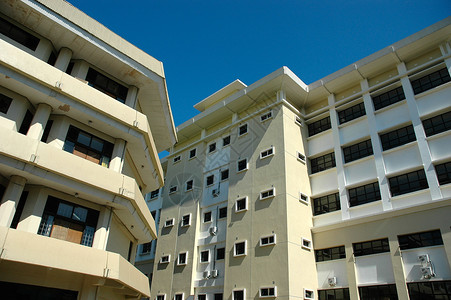 大学建设建筑学机构建筑物学院蓝色教育天空校园建筑背景图片