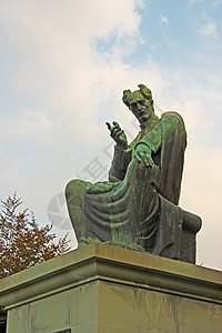 在萨格勒布的雕像高清图片