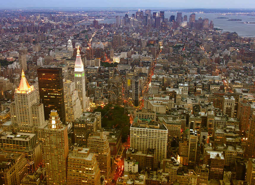 纽约市夜景之夜日出旅游摩天大楼市中心天际建筑学地标反射景观城市图片