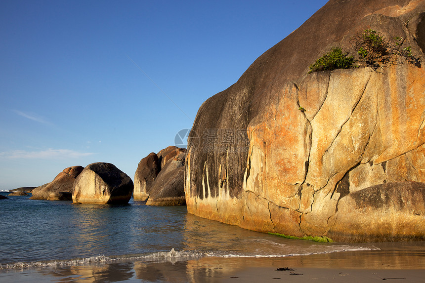 大象岩石海滩天空支撑海洋海岸线水池石头风景海景海岸图片