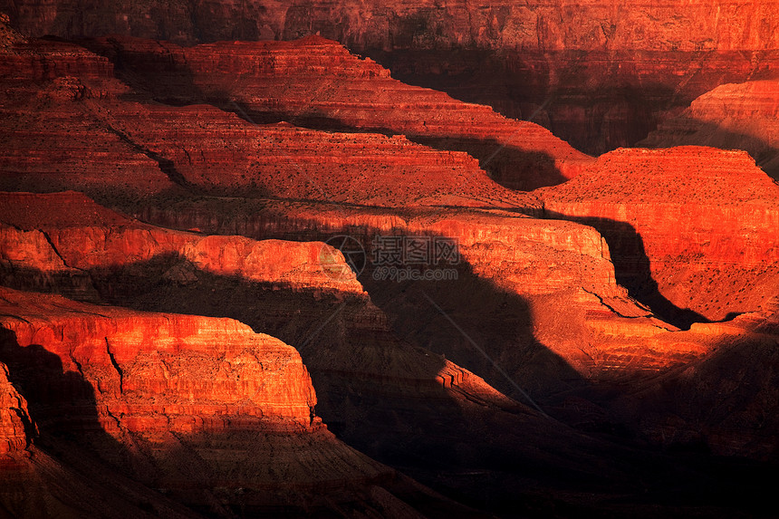大峡谷的光和阴影环境沙漠悬崖公园侵蚀红色图片