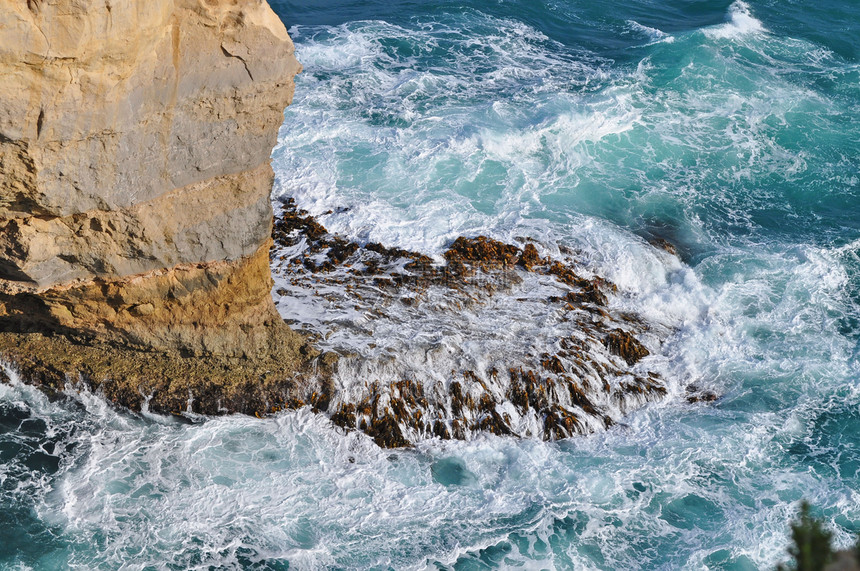 美丽的蓝色海洋海浪 澳大利亚公园脚步编队海滩吸引力侵蚀岩石悬崖石头海岸线图片