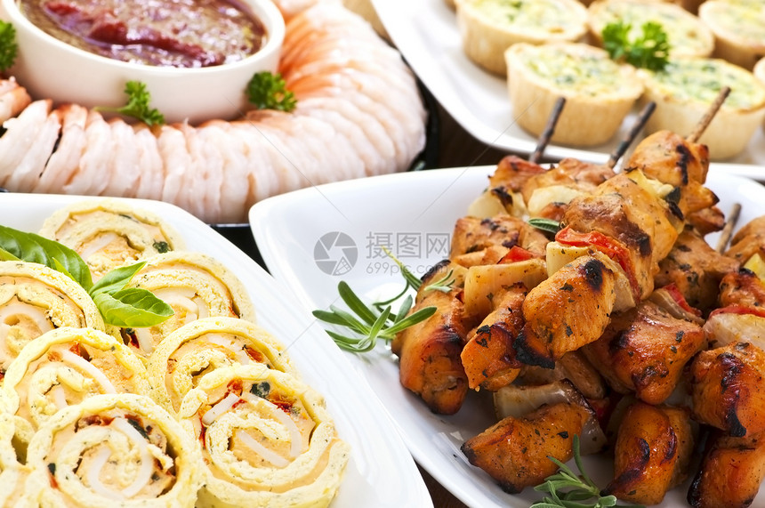 各种开胃菜派对托管款待美食美味菜肴手指食品作品盘子图片