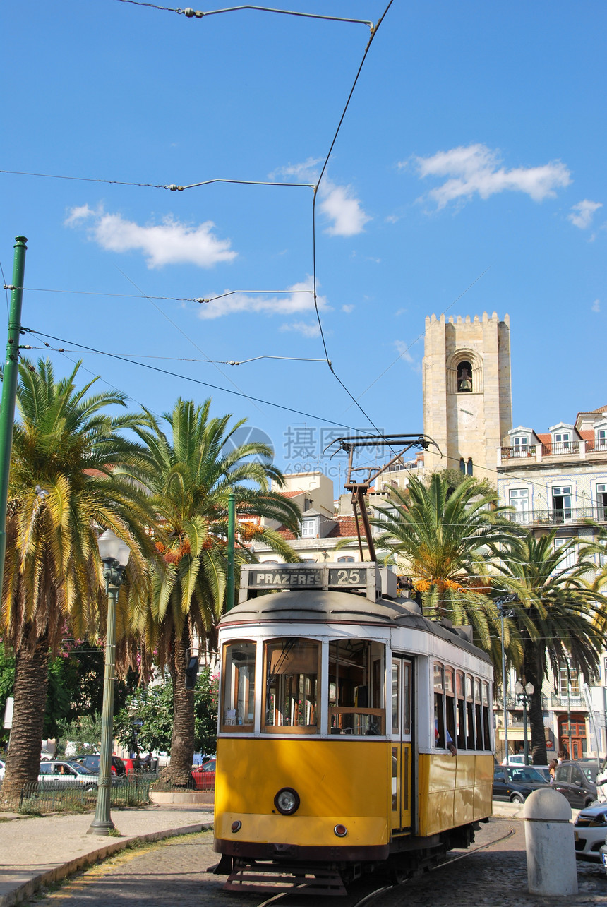 里斯本市城市风景及圣大教堂和黄道图片