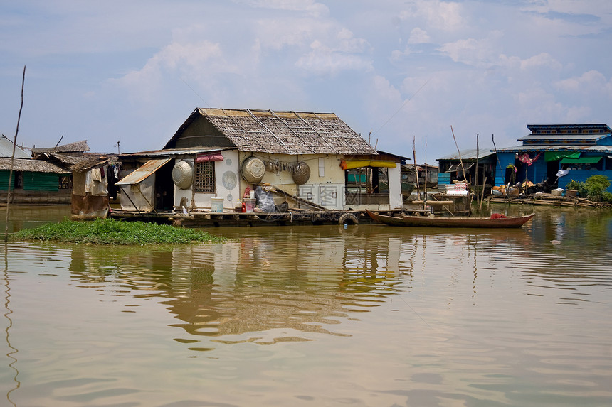 柬埔寨浮游村图片