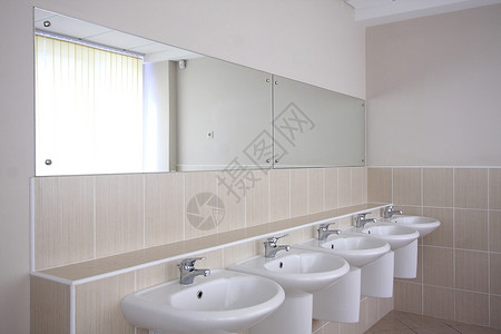 洗浴室白色玻璃灯光镜子住宅房间陈列柜框架洗涤地面背景图片