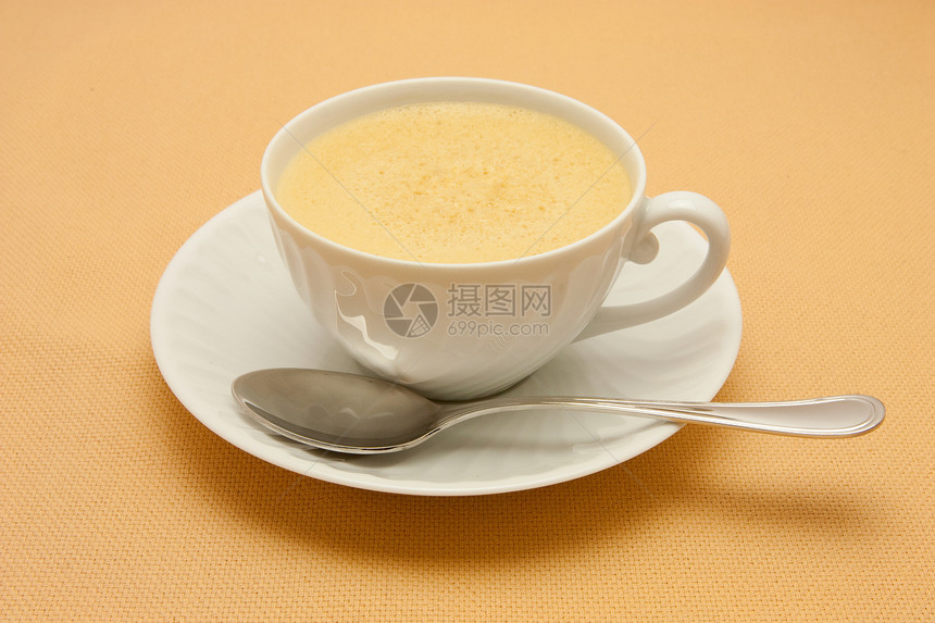 咖啡加白杯牛奶 紧闭咖啡拿铁餐厅桌子咖啡店小吃飞碟盘子时间茶点杯子图片