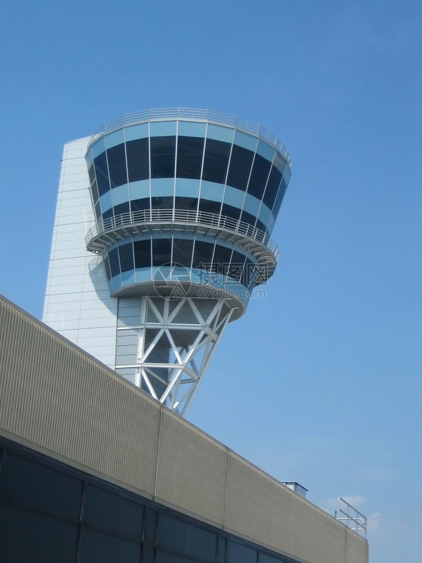 飞机和航空交通飞行员人员航空公司地面跑道窗户全体框架行李图片