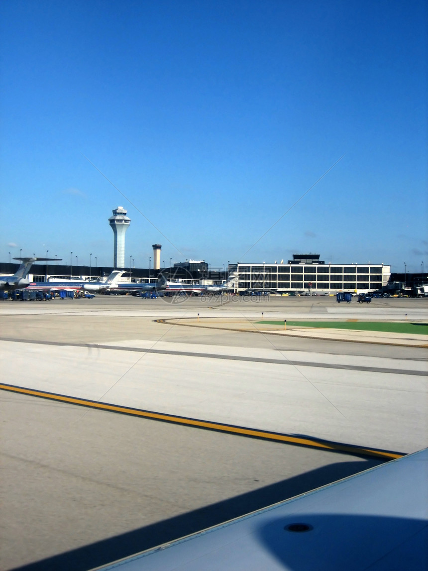 航空人士飞行控制器天空窗户信号力量游客空姐旅行图片